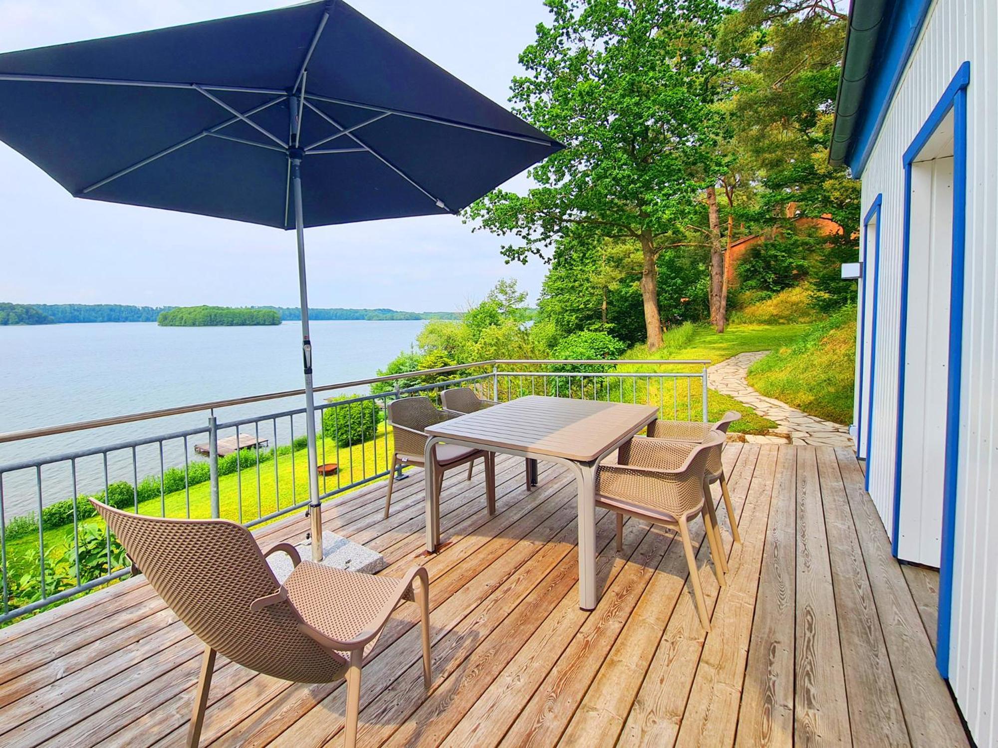 Ferienhaus SeeWaldMeer am Pinnower See bei Schwerin Pinnow  Exterior foto